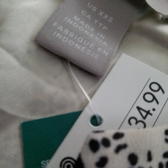 H&M Dress - Picture 4 of 11